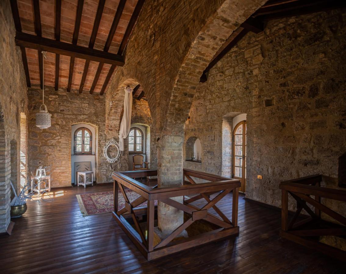 B&B La Torre - Fattoria Di Larniano Σαν Τζιμινιάνο Εξωτερικό φωτογραφία